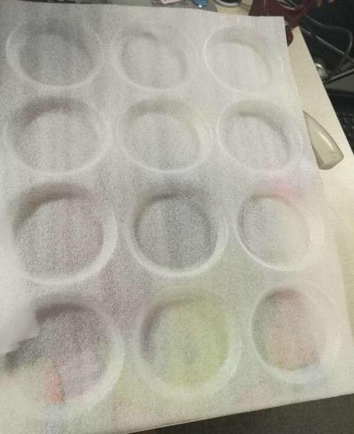 求購(gòu)吸塑托盤 全彩led屏安裝方法